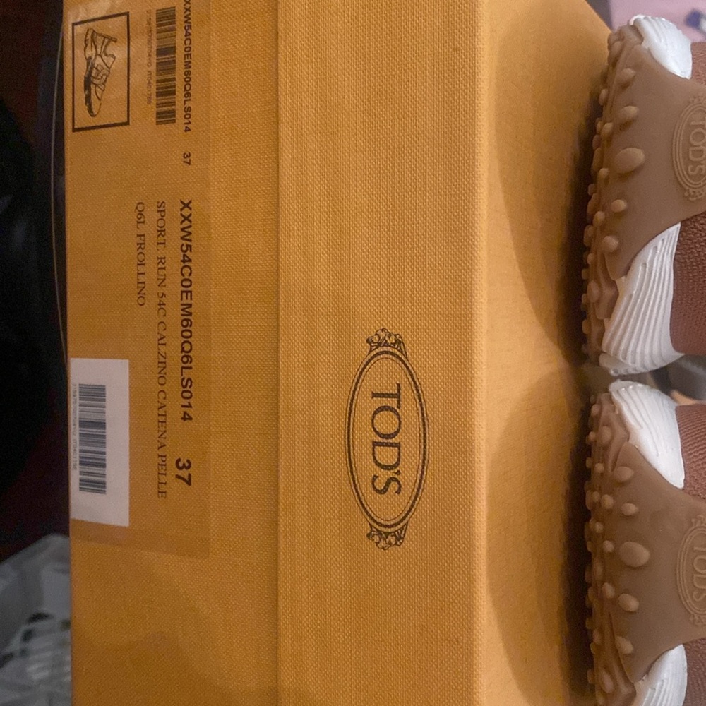 TOD’S Kate Sneakers in Brown- Brand New!!! Never worn!! - Picture 7 of 7
